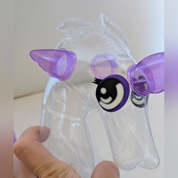 Inflatable Glitter Unicorn For Barbie Dolls - Picture 7 of 11